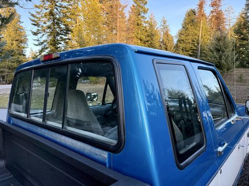 Used 1994 Ford F250 XLT image 39