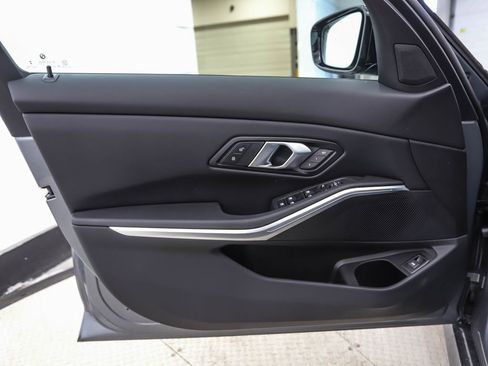 New 2026 BMW 330i xDrive Sedan w/ M Sport Package AWD/4WD image 9