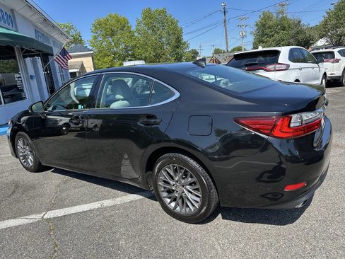 Used 2018 Lexus ES 350 w/ Navigation System Package FWD image 7