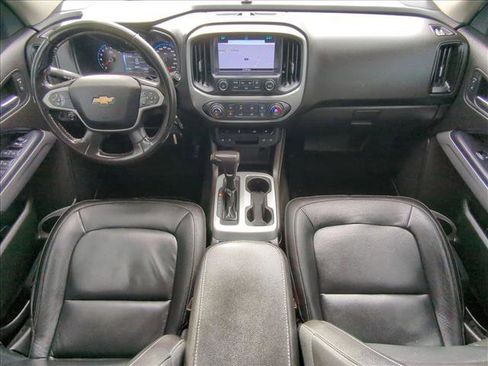 Used 2017 Chevrolet Colorado LT image 19