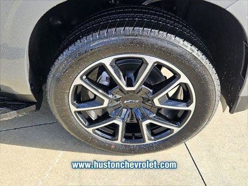 New 2026 Chevrolet Suburban RST w/ Comfort Package image 32