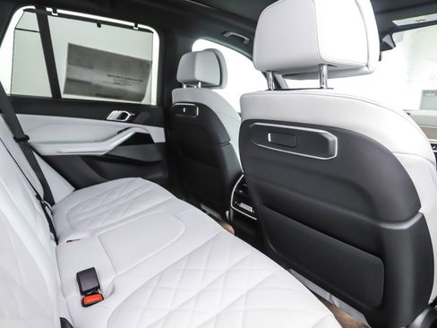 Used 2026 BMW X5 xDrive40i image 26