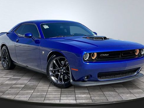 Used 2022 Dodge Challenger R/T Scat Pack w/ Shaker Package RWD image 37