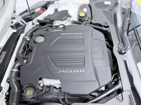 Used 2017 Jaguar F-TYPE R AWD/4WD image 49