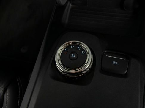 Used 2020 Ford Mustang Shelby GT500 w/ Technology Package RWD image 34