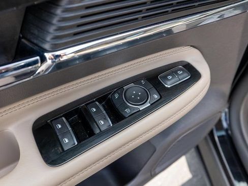 Used 2022 Lincoln Corsair Reserve w/ Equipment Group 201A AWD/4WD image 20