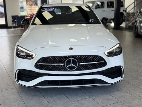Used 2022 Mercedes-Benz C 300 C 300 4MATIC Sedan image 2