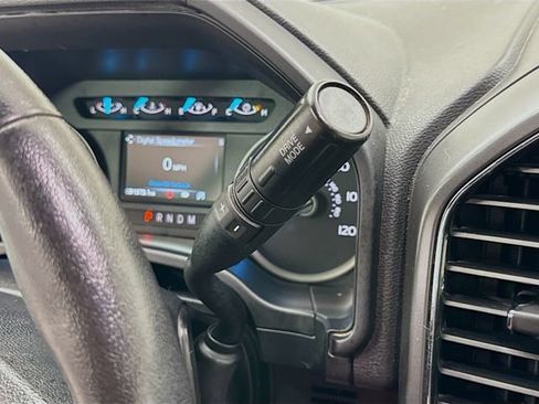 Used 2019 Ford F150 XLT w/ Equipment Group 302A Luxury AWD/4WD image 17