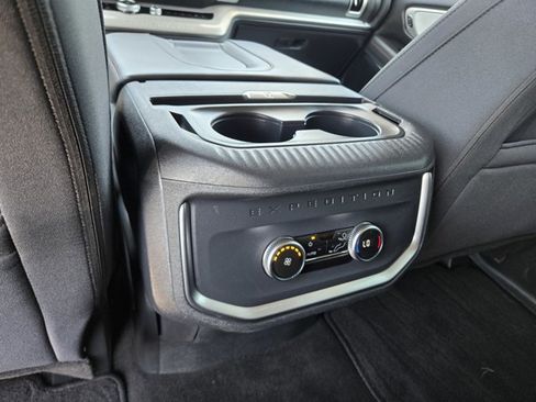 Certified 2025 Ford Expedition Active AWD/4WD image 25