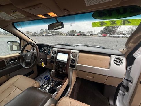 Used 2014 Ford F150 Lariat w/ Lariat Chrome Package image 10