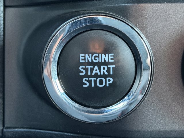 Certified 2023 Toyota Tacoma TRD Off-Road AWD/4WD image 37