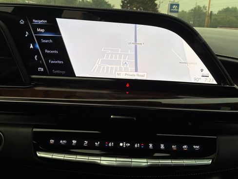 Used 2021 Cadillac Escalade ESV Sport Platinum w/ LPO, ONYX Package AWD/4WD image 36