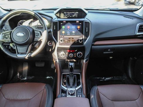 Used 2023 Subaru Forester Touring image 12