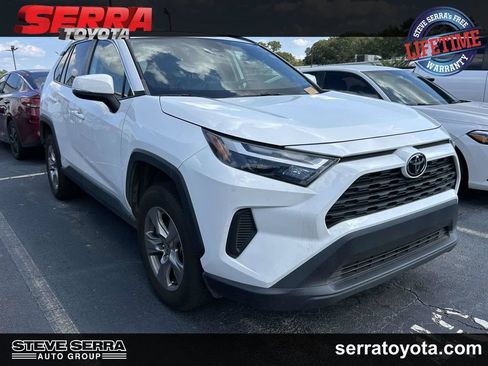 Used 2023 Toyota RAV4 XLE w/ Convenience Package FWD image 1