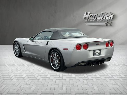 Used 2008 Chevrolet Corvette Convertible w/ Preferred Equipment Group RWD image 8