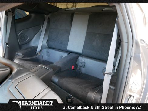 Used 2023 Toyota GR86 Premium RWD image 4