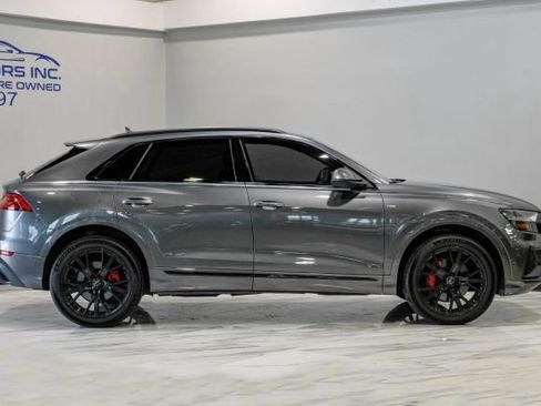 Used 2019 Audi Q8 Prestige w/ Year 1 Package AWD/4WD image 9