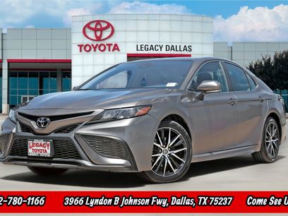 Used 2024 Toyota Camry SE w/ Cold Weather Package