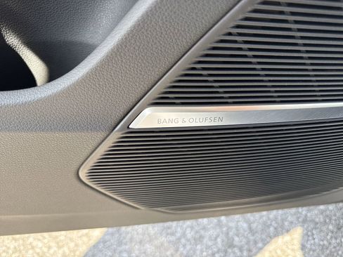 Used 2025 Audi Q7 3.0T Premium Plus image 43