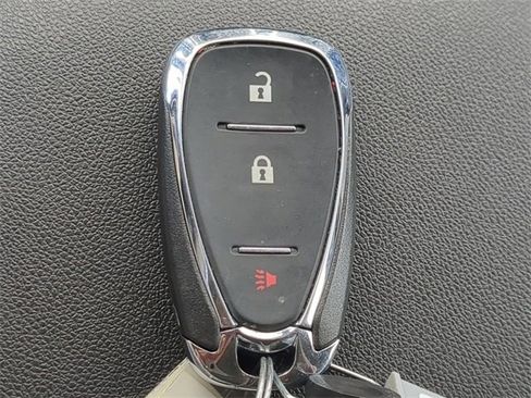 Used 2020 Chevrolet Equinox LS w/ LS Convenience Package image 27