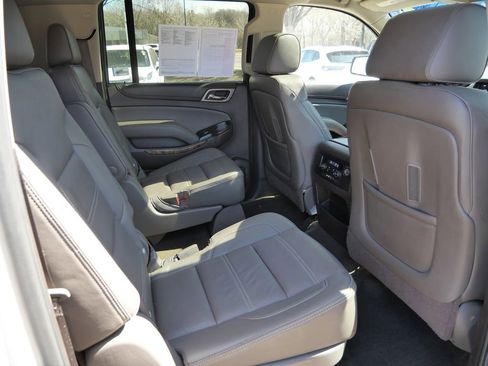 Used 2016 GMC Yukon XL Denali w/ Open Road Package AWD/4WD image 30
