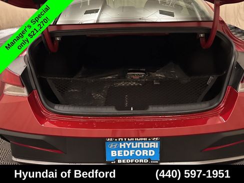 Certified 2026 Hyundai Elantra SE FWD image 10