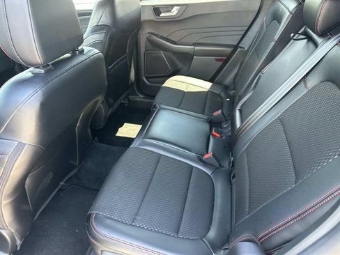 Used 2025 Ford Escape ST-Line Select AWD/4WD image 15