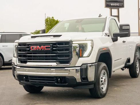 New 2026 GMC Sierra 2500 Pro w/ 1SA Pro Safety Plus Package AWD/4WD image 2