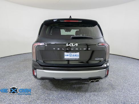 Used 2025 Kia Telluride SX Prestige AWD/4WD image 6