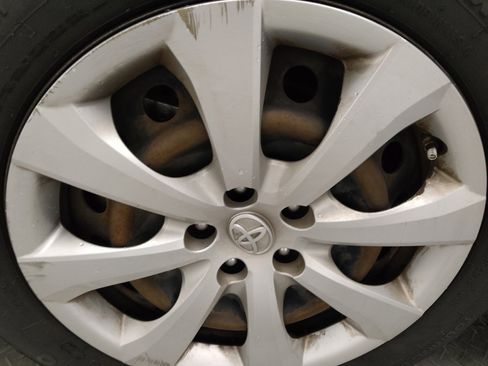 Used 2020 Toyota Corolla LE image 31