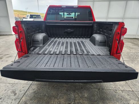 Used 2020 Chevrolet Silverado 1500 LT Trail Boss AWD/4WD image 4