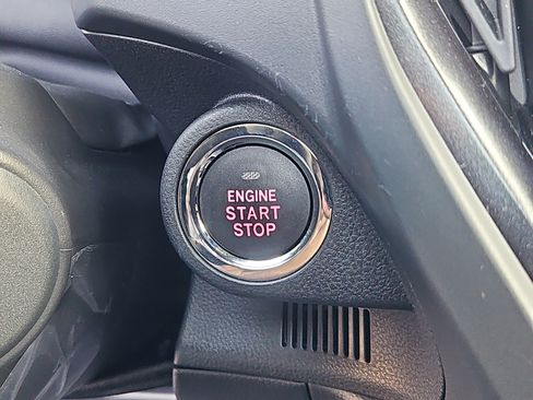 Certified 2025 Subaru Forester Premium image 17