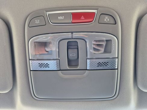 Used 2025 Kia Telluride S image 25