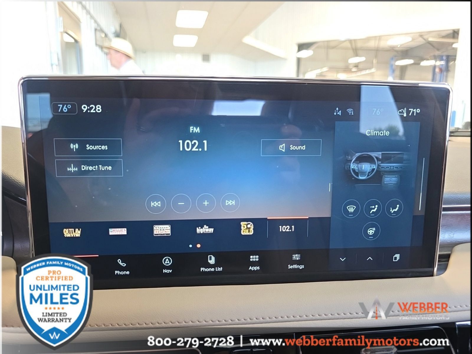 Used 2023 Lincoln Nautilus Reserve w/ Luxury Package AWD/4WD image 23