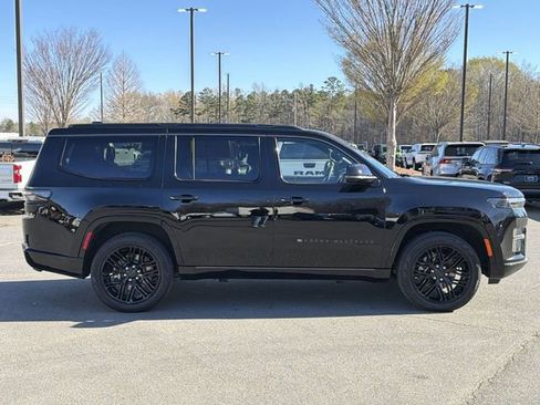 New 2026 Jeep Grand Wagoneer Limited image 13