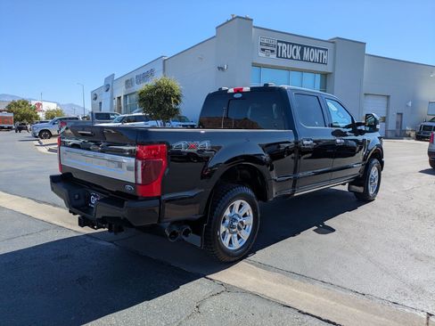 Used 2021 Ford F350 Platinum AWD/4WD image 3