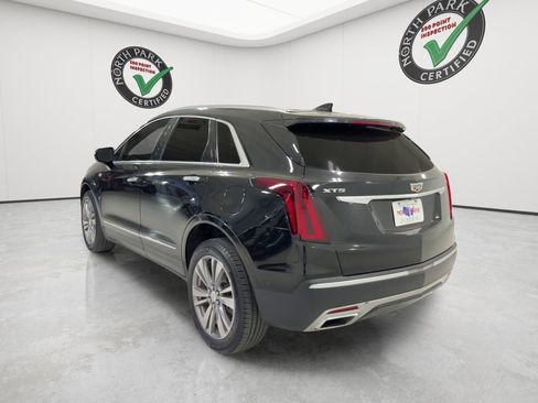 Used 2022 Cadillac XT5 Premium Luxury w/ Technology Package FWD image 7