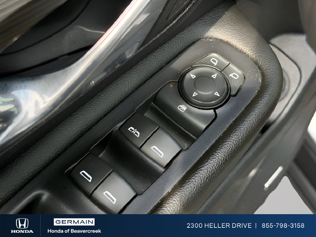 Used 2020 GMC Terrain SLT w/ Preferred Package FWD image 13