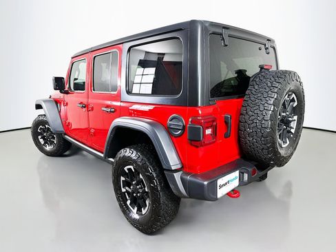Used 2025 Jeep Wrangler Unlimited Rubicon image 5