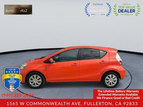 Used 2012 Toyota Prius C Two FWD image 4