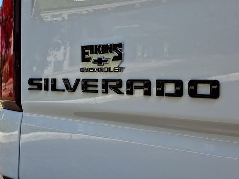 Certified 2021 Chevrolet Silverado 1500 RST AWD/4WD image 24