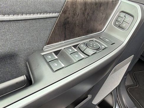 New 2026 Ford F250 Lariat image 22