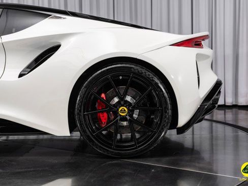New 2025 Lotus Emira image 11