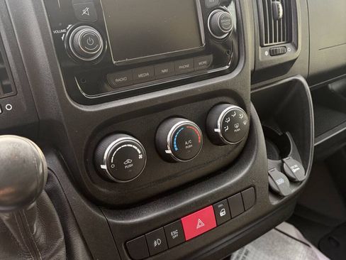 Used 2019 RAM ProMaster 1500 w/ Premium Appearance Group FWD image 27