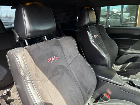 Used 2015 Dodge Challenger R/T Plus RWD image 20