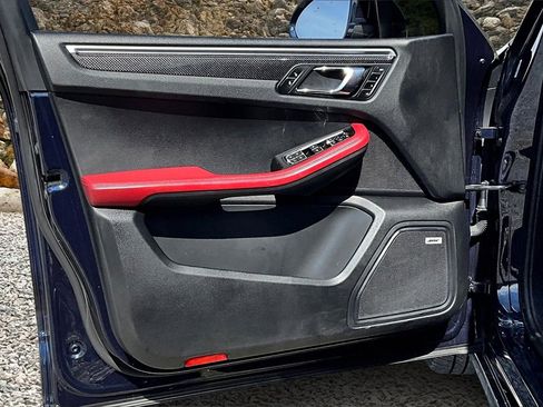 Used 2017 Porsche Macan GTS image 22