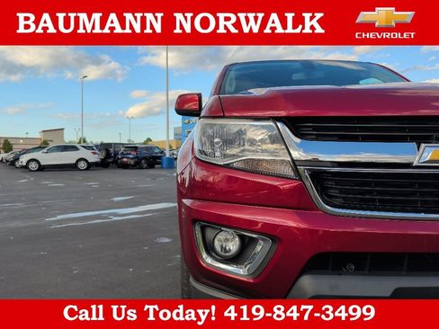 Used 2019 Chevrolet Colorado LT w/ LT Convenience Package AWD/4WD image 10