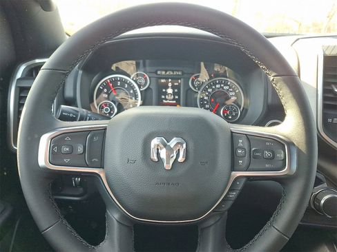 New 2026 RAM 1500 4x4 Crew Cab image 9