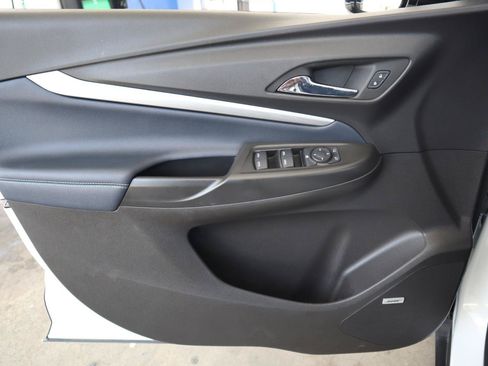 Used 2022 Chevrolet Bolt EUV Premier w/ Launch Edition FWD image 41