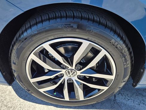 New 2026 Volkswagen Jetta SE image 6